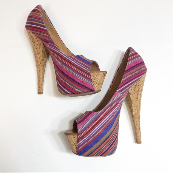 Dereon Shoes - Dereon Chandanie Peep Toe Platform Heels